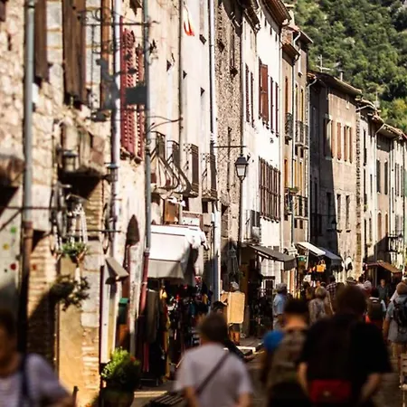 Les Maisons Du Conflent, Maisons Familiales En Pierre Au Coeur Des Remparts Prázdninový dům